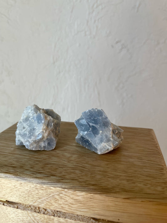 Blue calcite